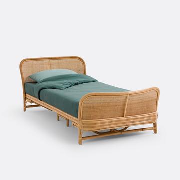 Bett mit Lattenrost Arsel