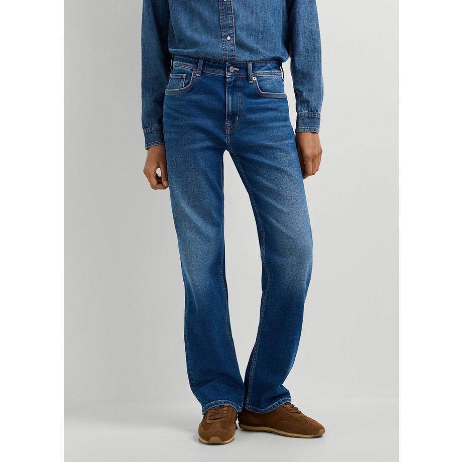 Jean droit taille standard