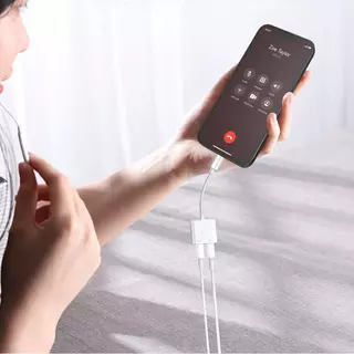 Adaptateur Lightning RockStar audio + recharge de Belkin - Apple (FR)