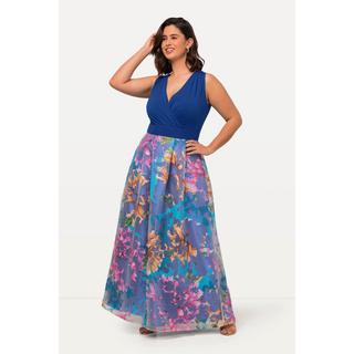 Ulla Popken  Robe maxi sans manches. Décolleté en V, esprit cache-cœur. 