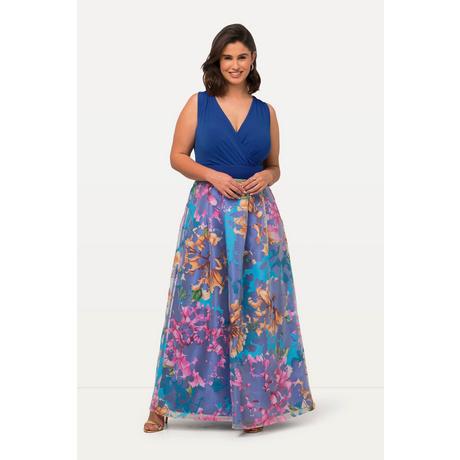 Ulla Popken  Robe maxi sans manches. Décolleté en V, esprit cache-cœur. 