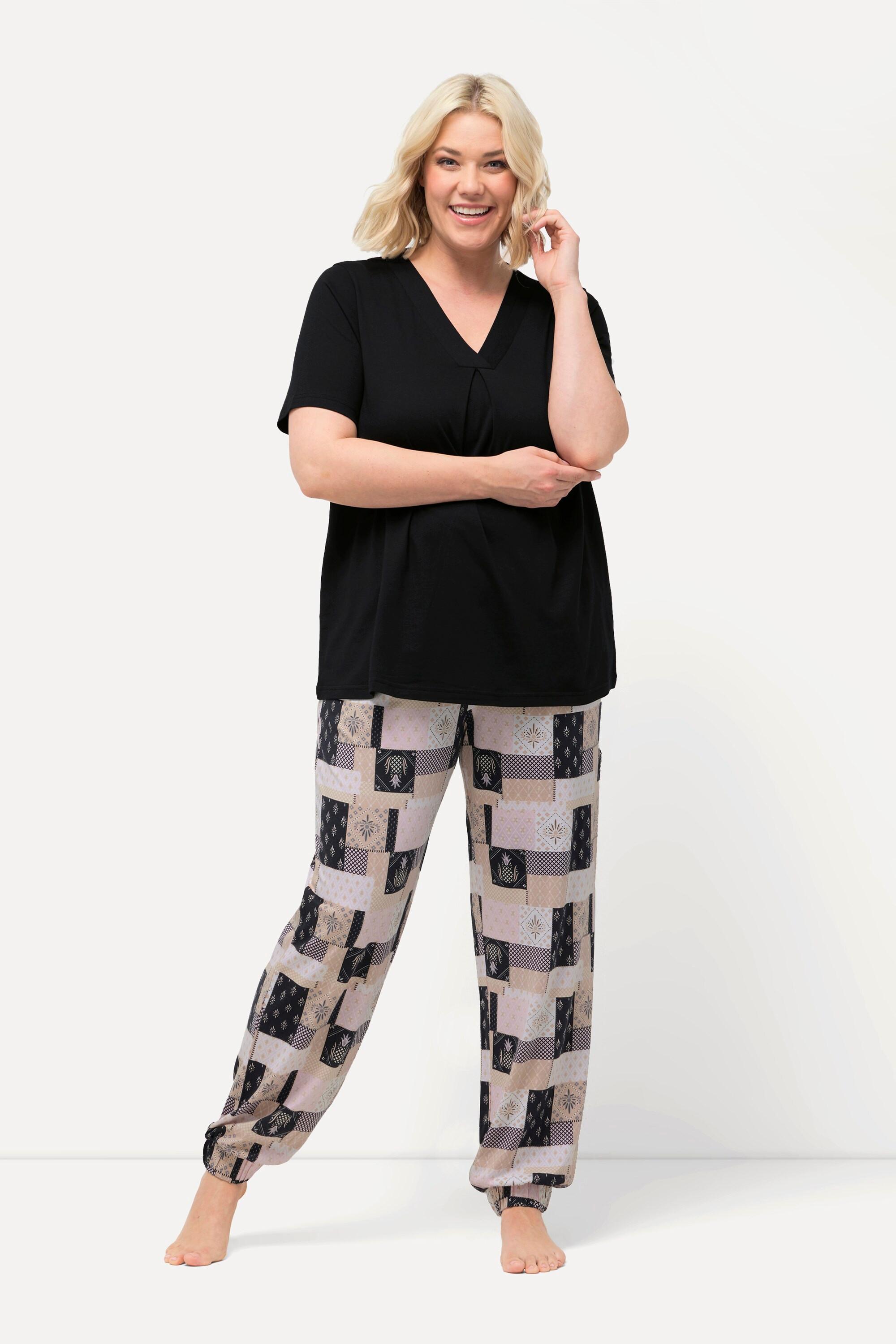 Ulla Popken  Pyjama à mélange de motifs, col V et manches courtes 