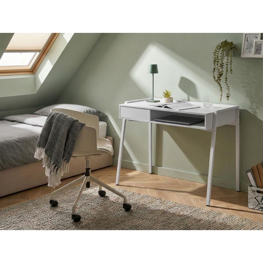 Beliani Schreibtisch aus Faserplatte Minimalistisch KOFOTEN  