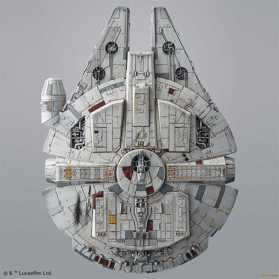 Revell  Revell Bandai Millennium Falcon 