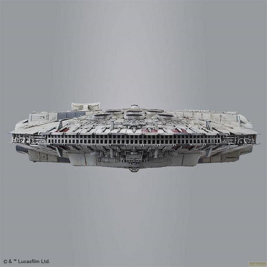 Revell  Revell Bandai Millennium Falcon 