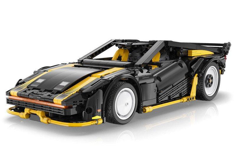 Image of Maßstab: 1:10 Altersgruppe: 8+ Lieferumfang • 1x Baukasten "Cyber Turbo-V (1682 Teile)" • 1x Bauanleitung Dieses Set enthält Kleinteile und ist nicht für Kinder unter 3 Jahren geeignet