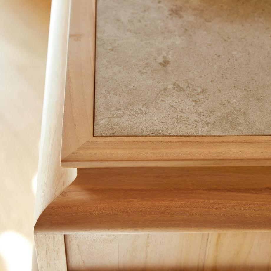 Tikamoon Kommode aus massivem Teakholz  