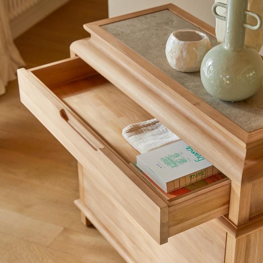 Tikamoon Kommode aus massivem Teakholz  