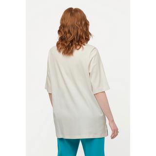 Ulla Popken  T-shirt dal taglio svasato in cotone Pima con scollo a V e mezze maniche 