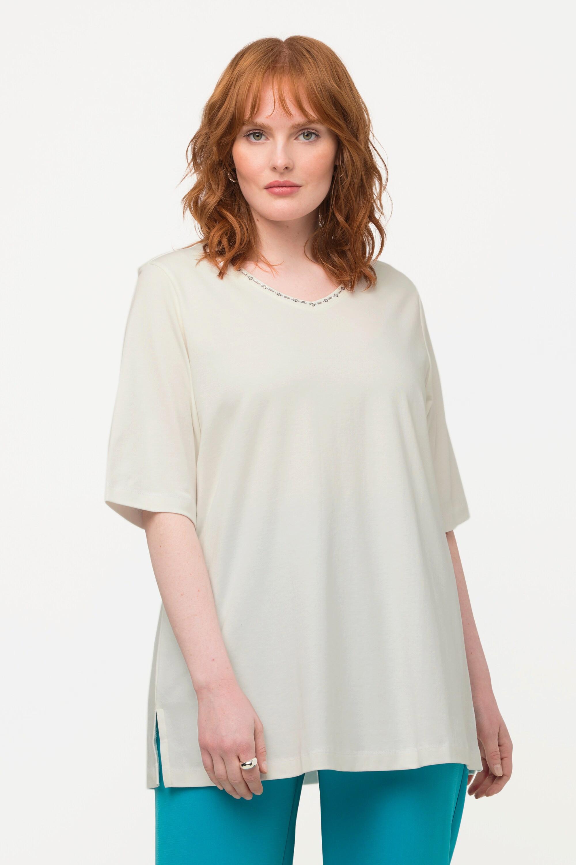 Ulla Popken  T-shirt dal taglio svasato in cotone Pima con scollo a V e mezze maniche 