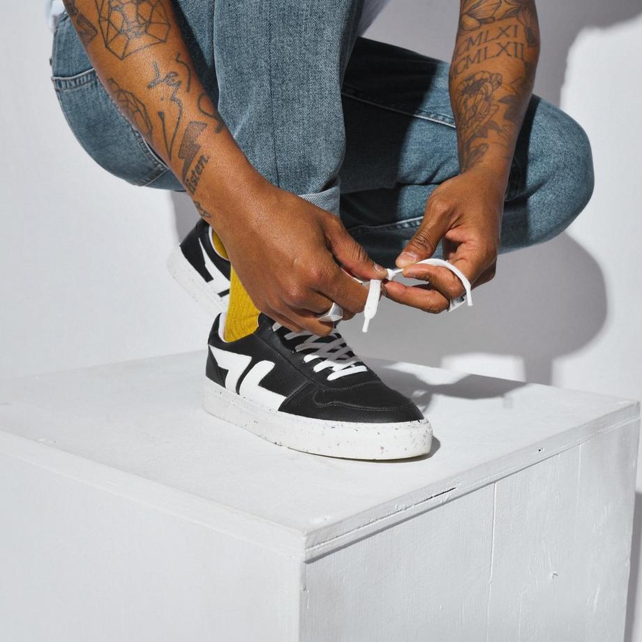 ZÈta Alpha Basses Sneakers  