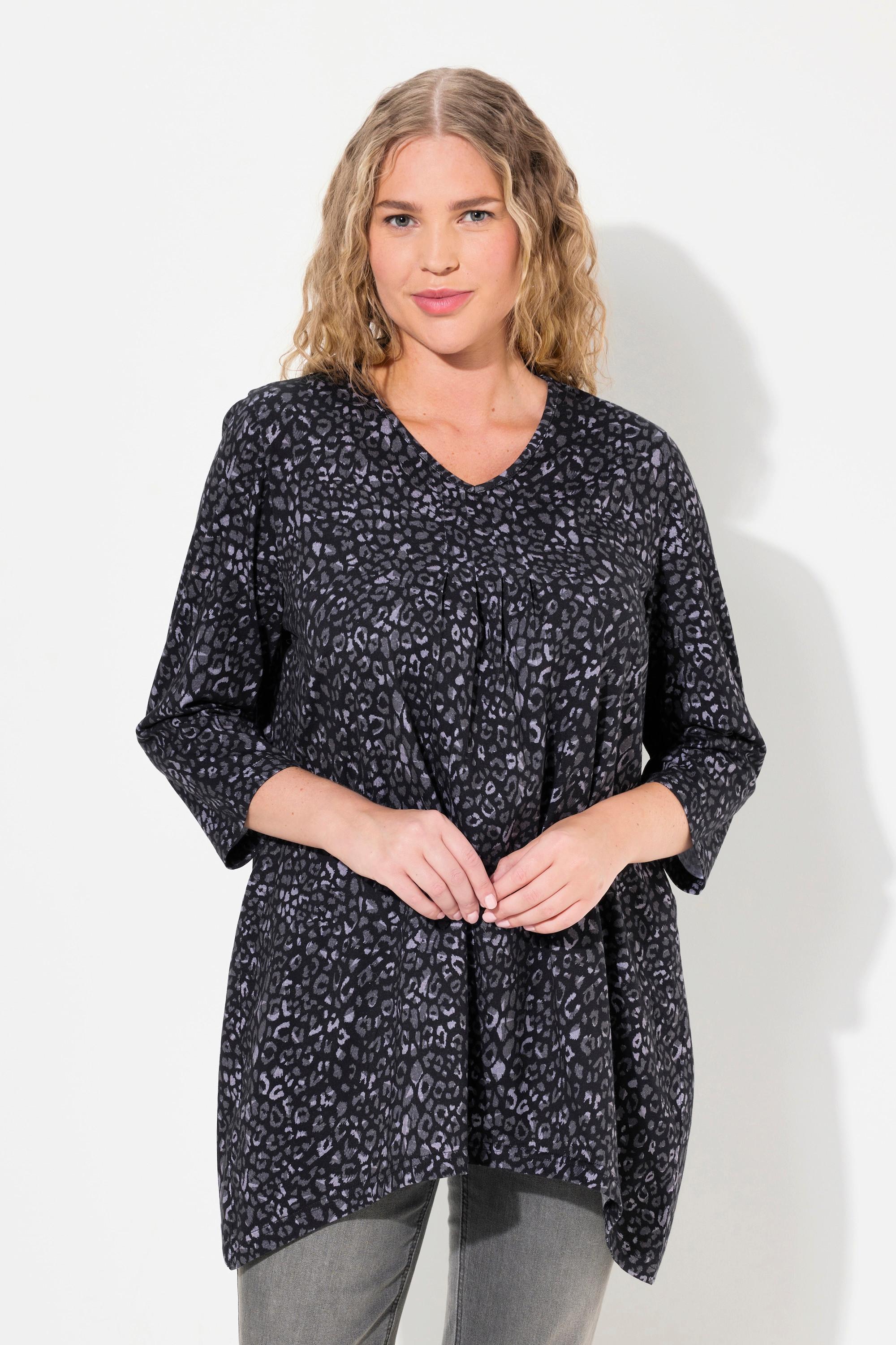 Ulla Popken  Maglia dal taglio svasato con stelle leopardate, scollo a V e maniche a 3/4 