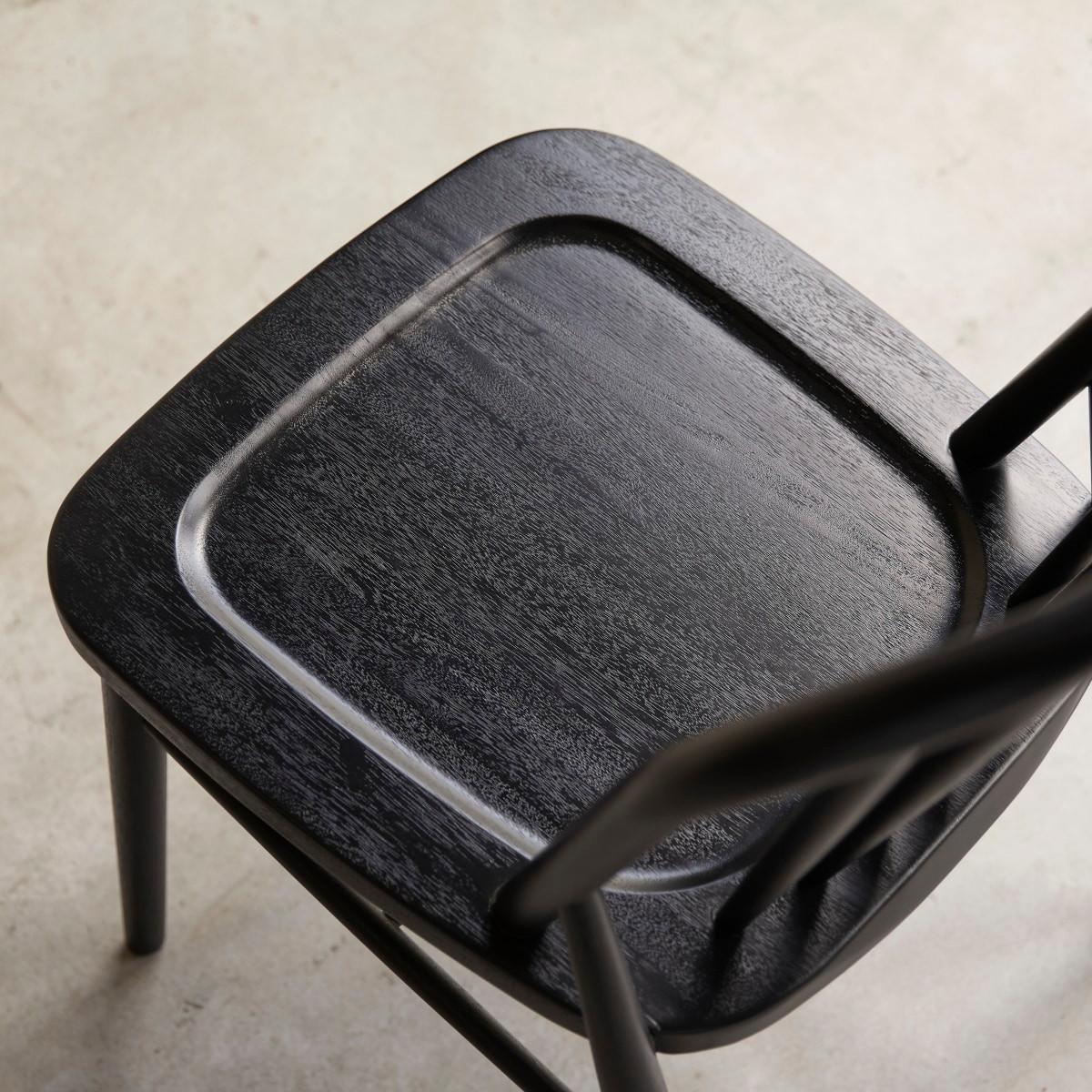 Tikamoon Set di 2 sedie a listelli in acacia massello nero Leonor  