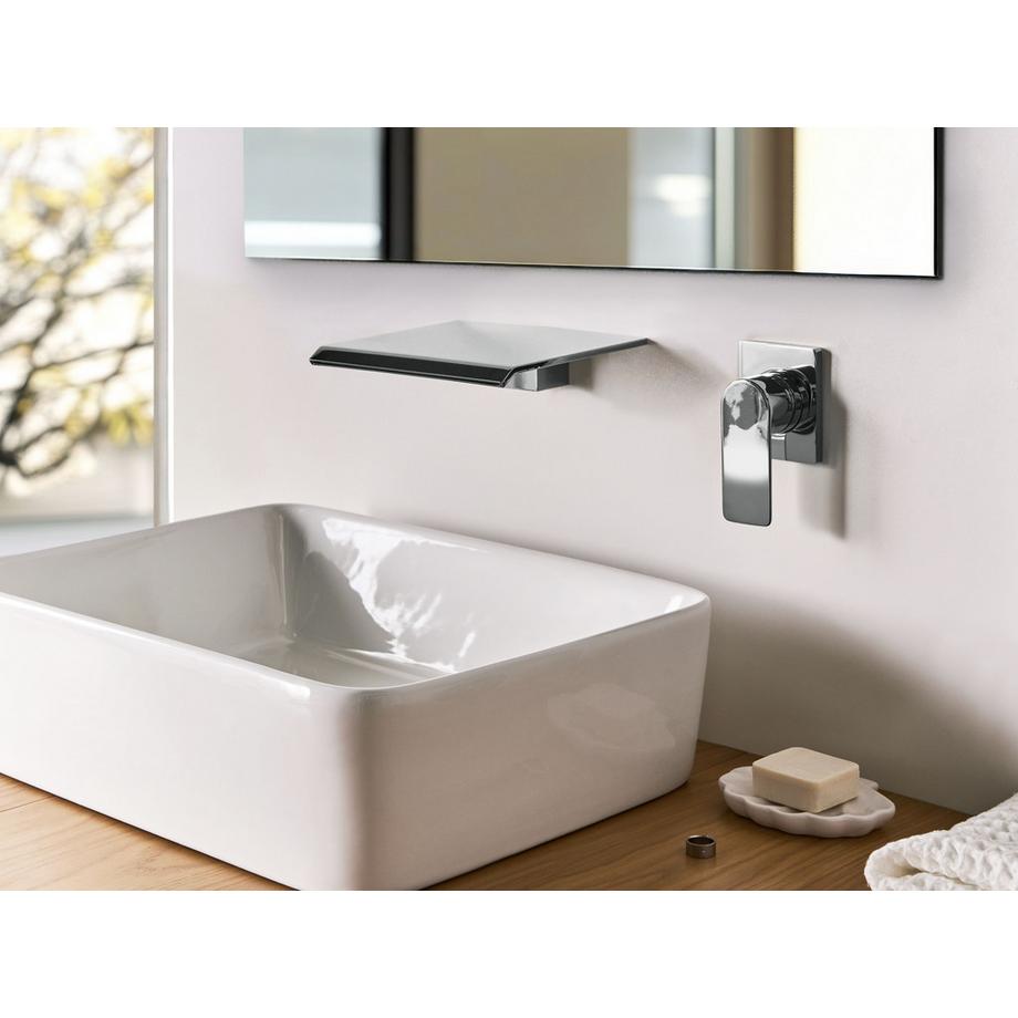Beliani Robinet de lavabo mural en Laiton  APONWAO  