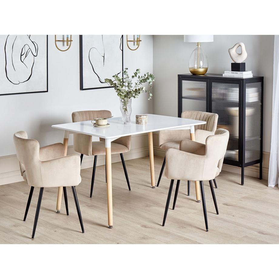 Beliani Table de repas en MDF  NEWBERRY  