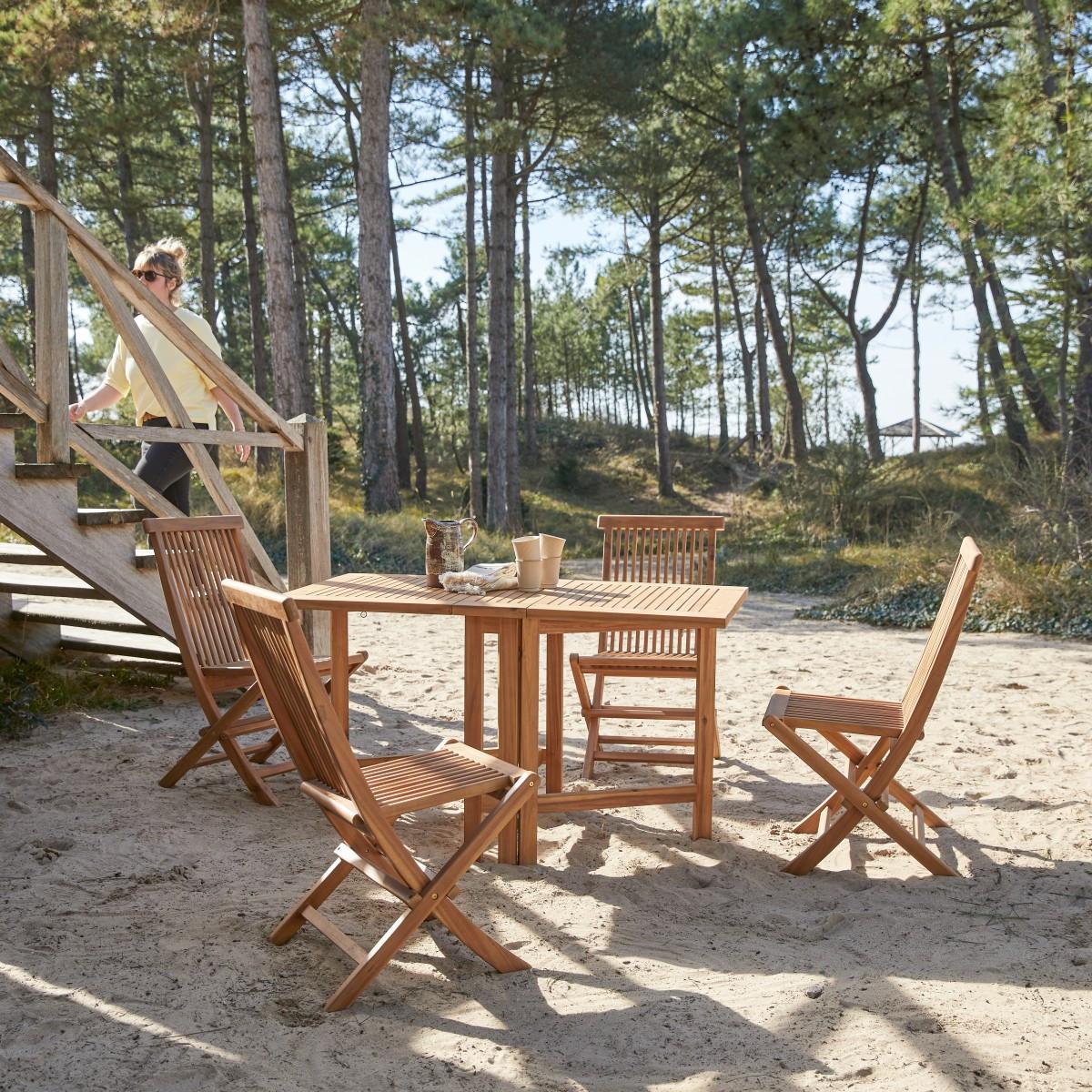 Tikamoon Ensemble de jardin pliant en acacia massif 4 chaises Capri  