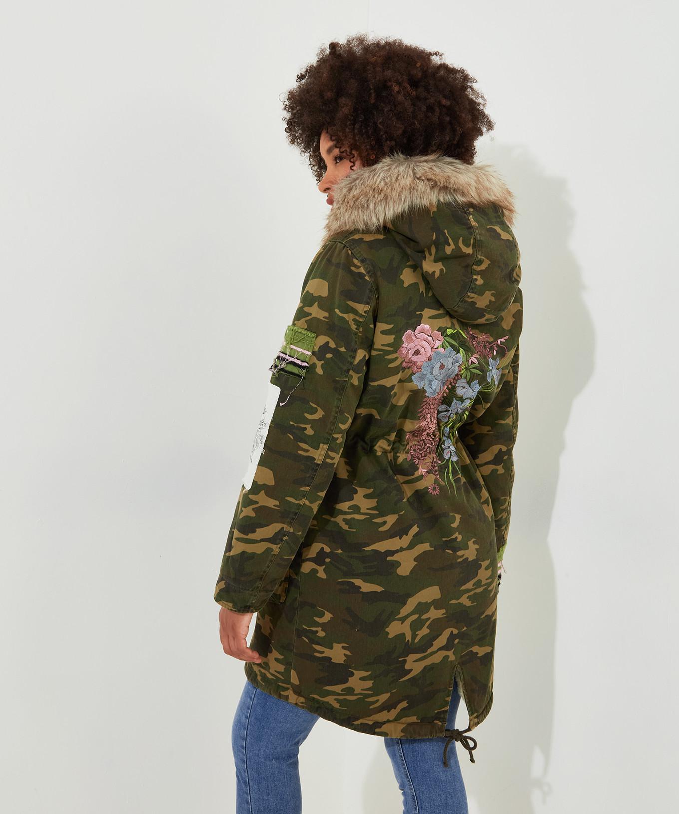 Joe Browns  Boutique Bestickter Camouflage-Parka mit Kapuze 