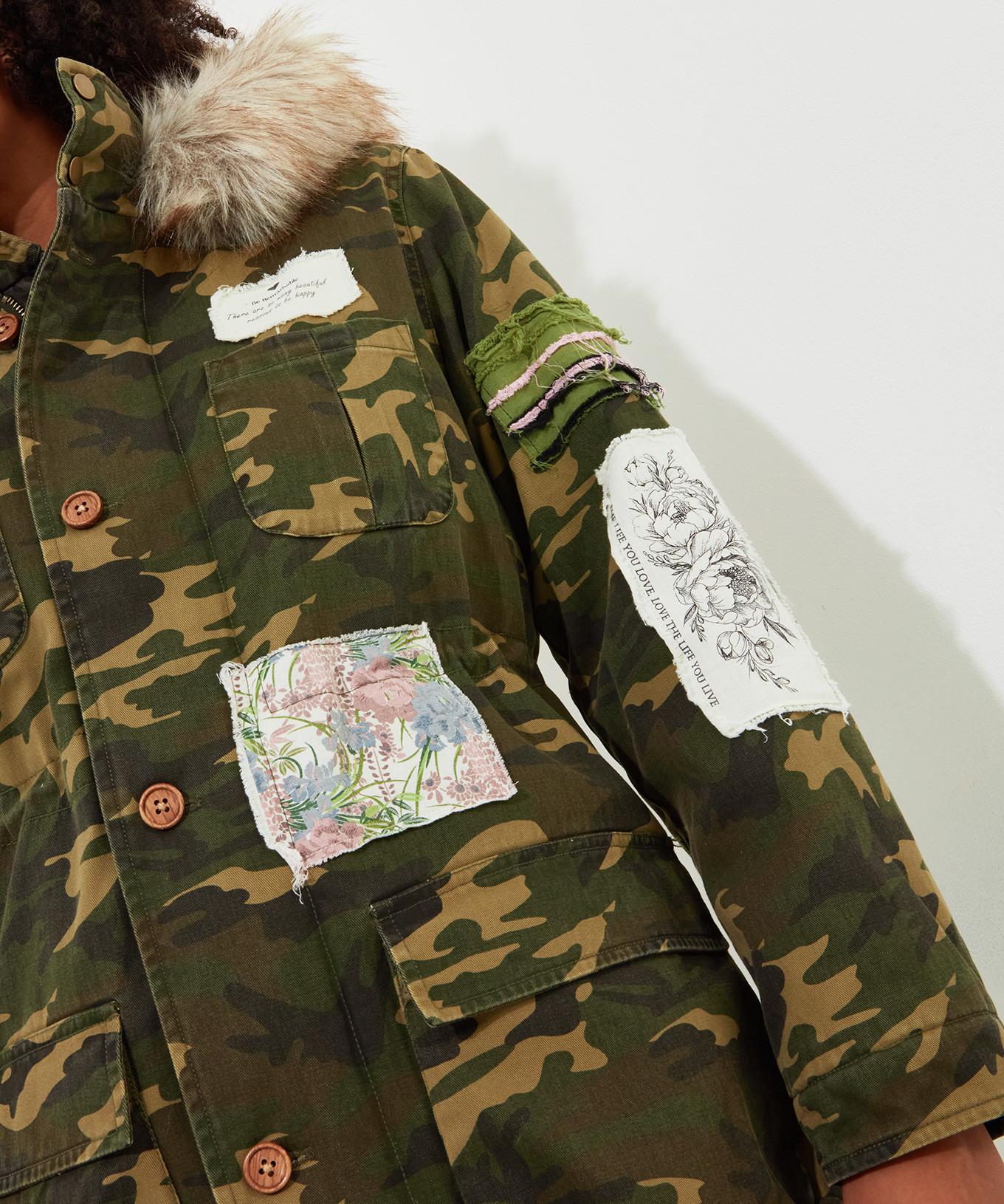 Joe Browns  Boutique Bestickter Camouflage-Parka mit Kapuze 