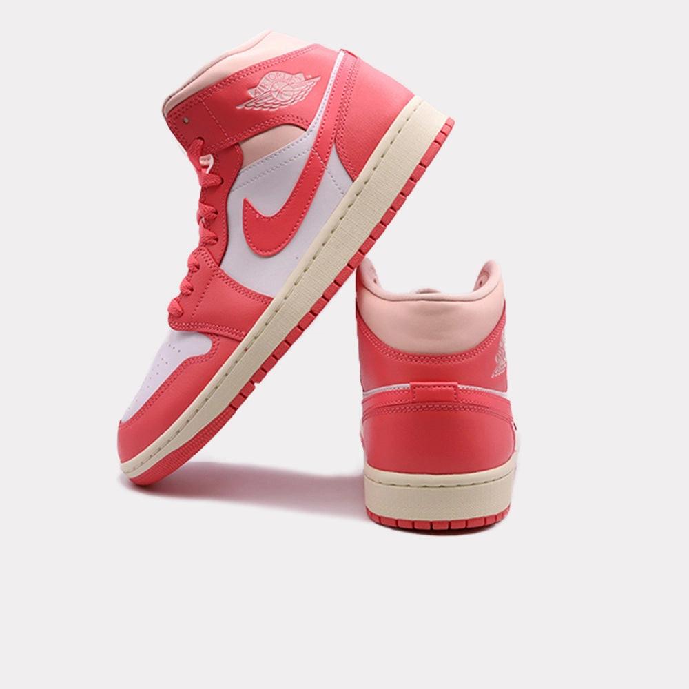 NIKE  Air Jordan 1 Mid - Strawberry 