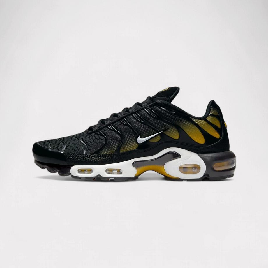 NIKE Air Max Plus Low-Top Sneakers  