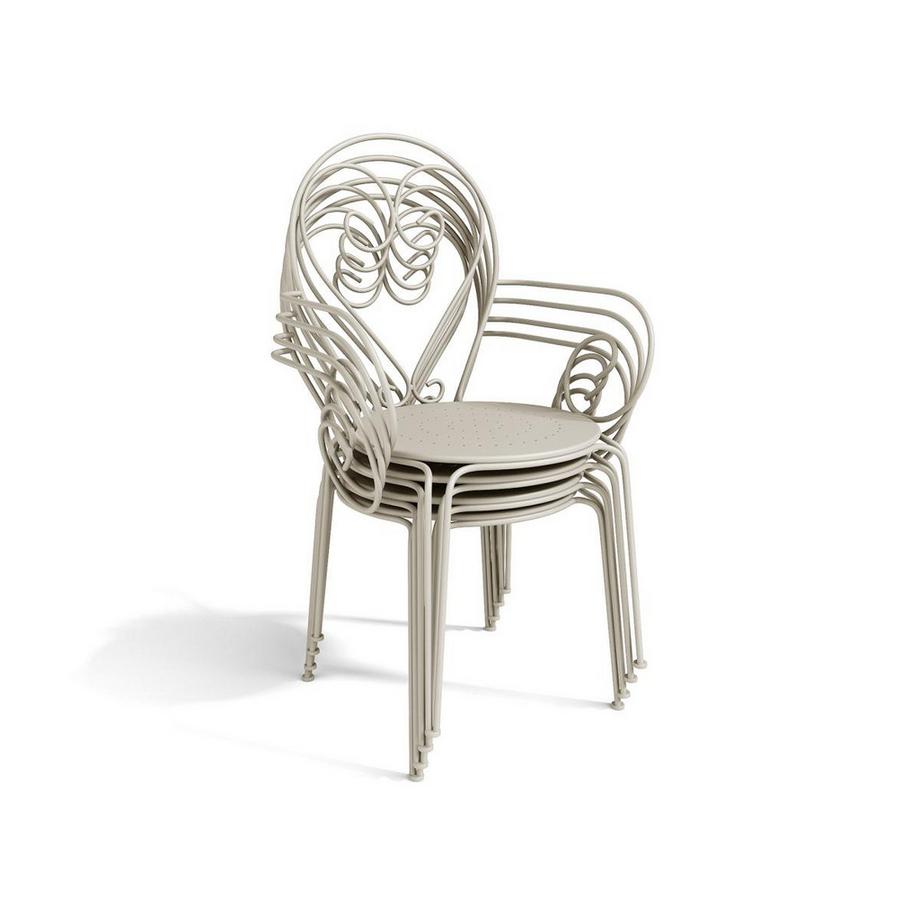 Vente-unique Lot de 4 fauteuils de jardin empilables en métal façon fer forgé  - Beige - GUERMANTES de MYLIA  
