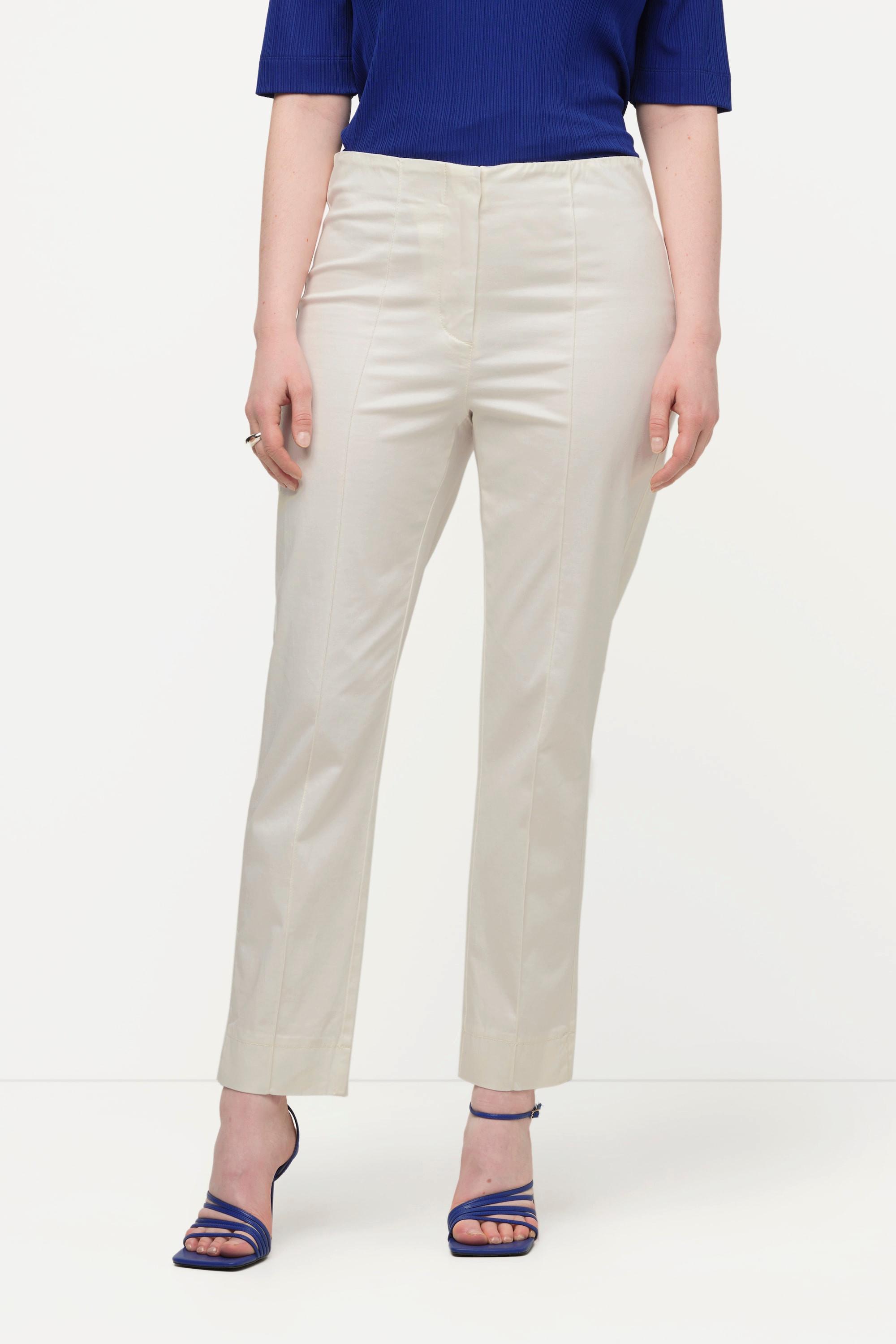 Ulla Popken  Pantalon avec passepoil et taille élastique. Coupe ajustée avec fente sur le bas de jambe. 