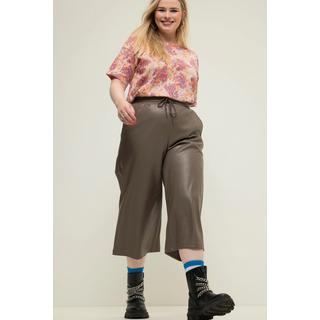 Studio Untold  Culottes in similpelle con taglio della gamba ampio e cintura elastica 