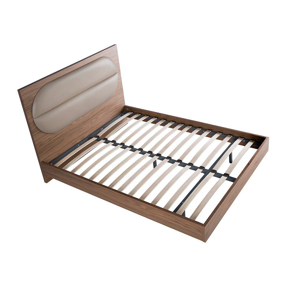 Image of Bett aus nussbaum- und nerzfarbenem Öko-Leder Bett aus nussbaum- und nerzfarbenem Öko-Leder