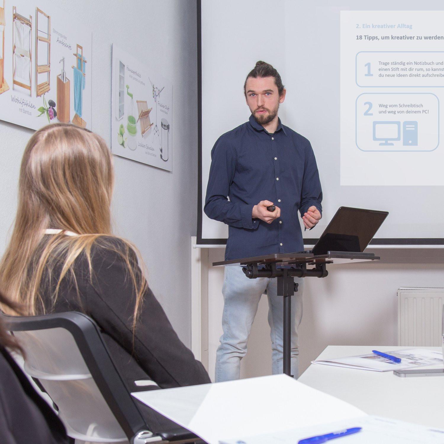 Northix Laptoptisch mit verstellbarem Maustisch  