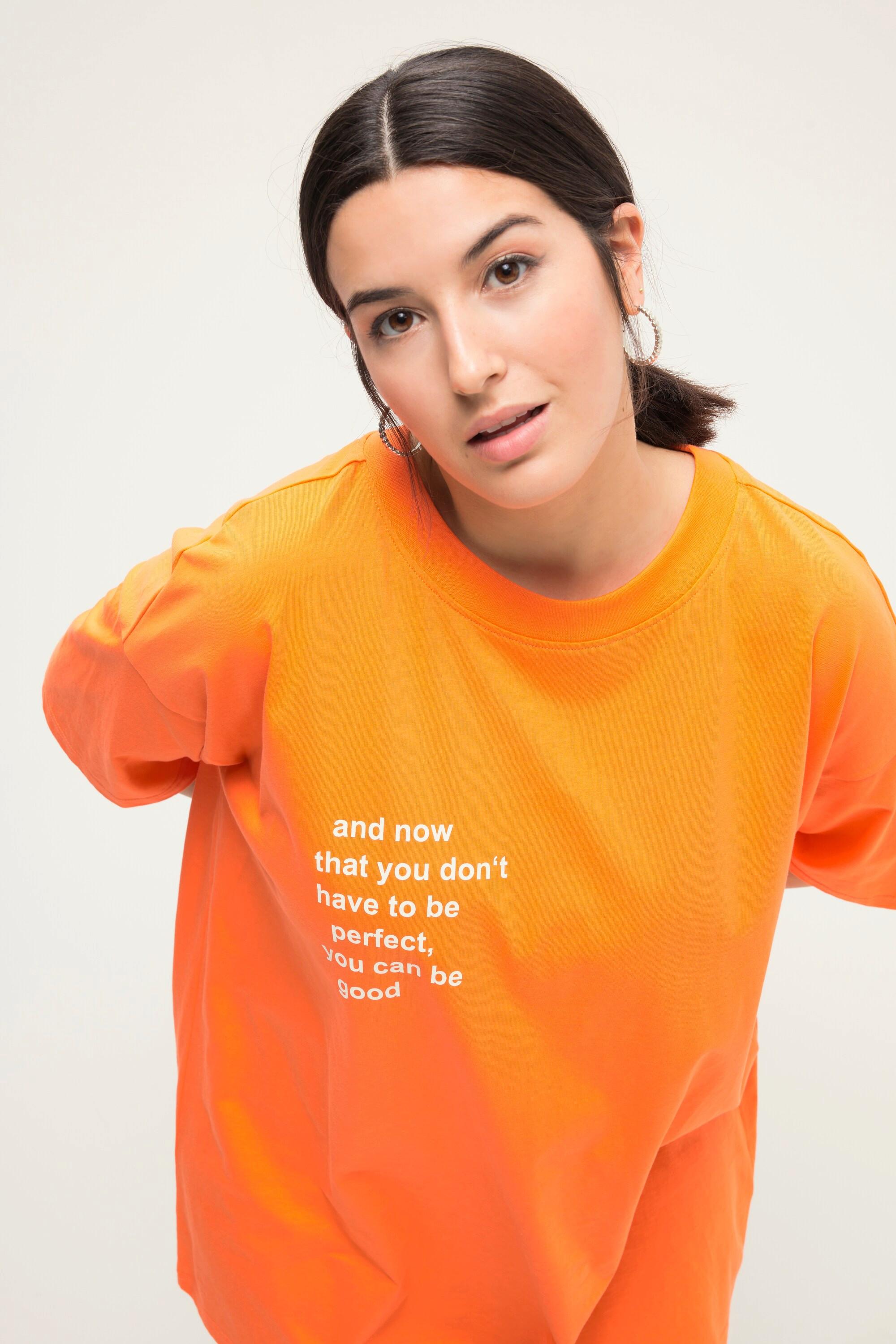 Studio Untold  T-shirt# long oversize avec message imprimé. Col rond et manches courtes. 