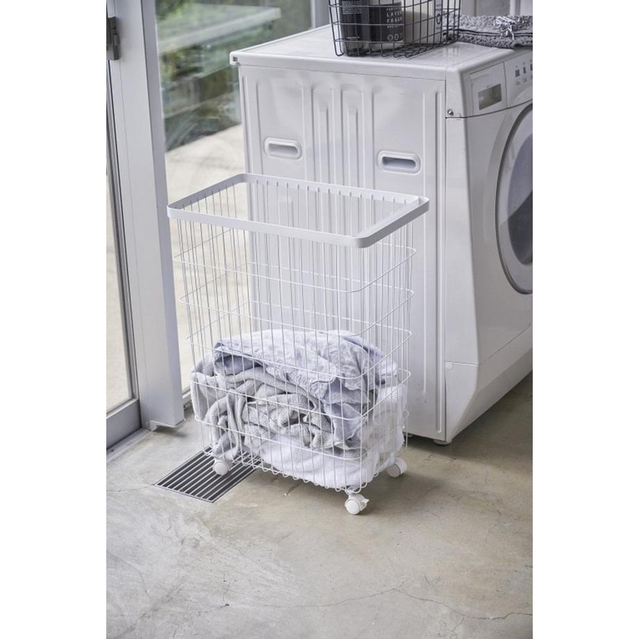 Yamazaki Panier à linge à roulettes en métal H56.5cm  