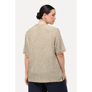 Ulla Popken  Sweat-shirt à manches courtes et col V. Tissu texturé 