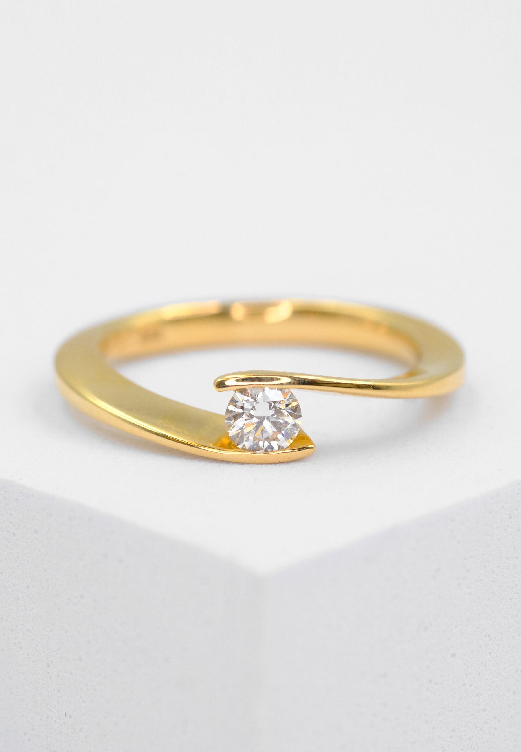 MUAU Schmuck  Bague Solitaire Diamant 0.20ct. or jaune 750 