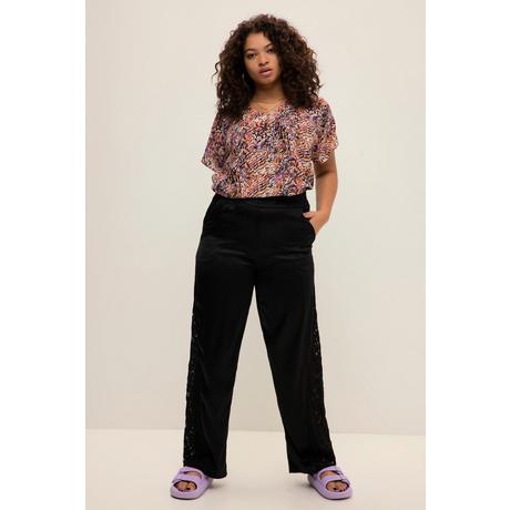 Studio Untold  Pantalon 7/8, jambes larges, empiècements en dentelle, taille élastique 