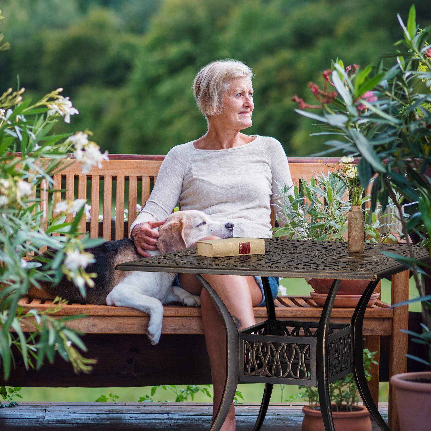 Northix Table de jardin carrée avec trou pour parasol  