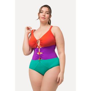 Ulla Popken  Maillot de bain esprit colour block, bonnets souples. Matière recyclée et découpes. 