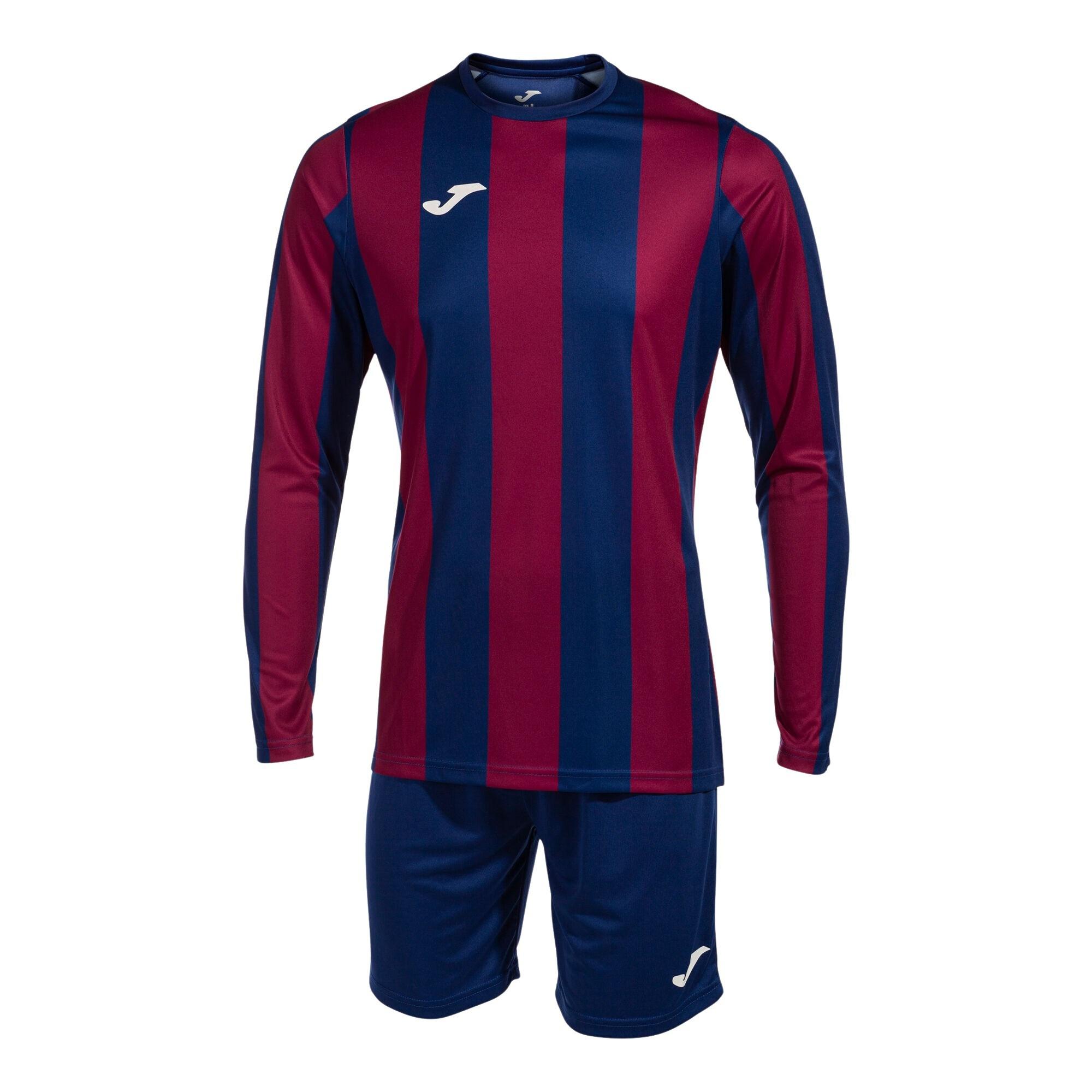 Image of Set Aus Trikot, Shorts Und Socken Unisex XL