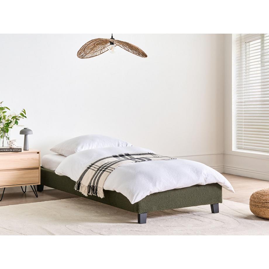 Beliani Lit sans tête de lit en Bouclé Minimaliste ROANNE  