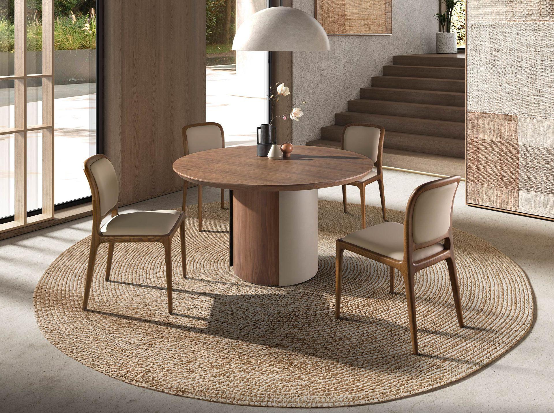 ANGEL CERDA Runder Esstisch Nussbaum und Stahl metallic sand  