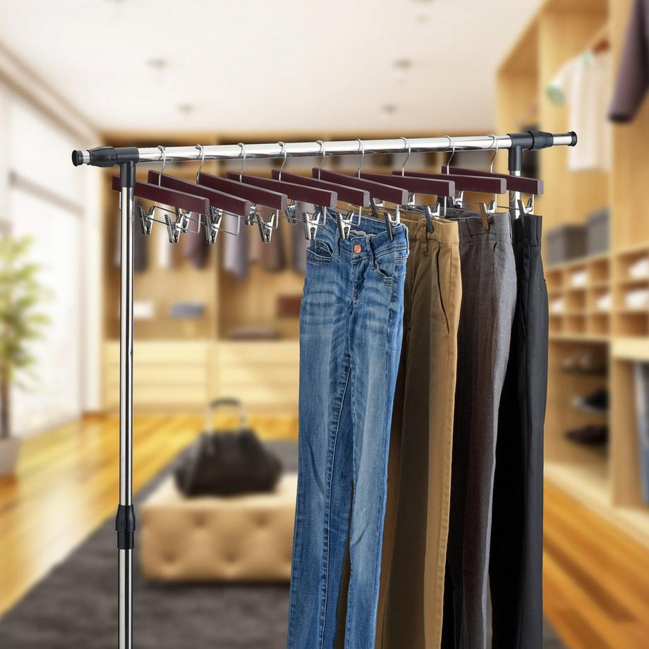 B2X Set mit 12 Holzbügeln  