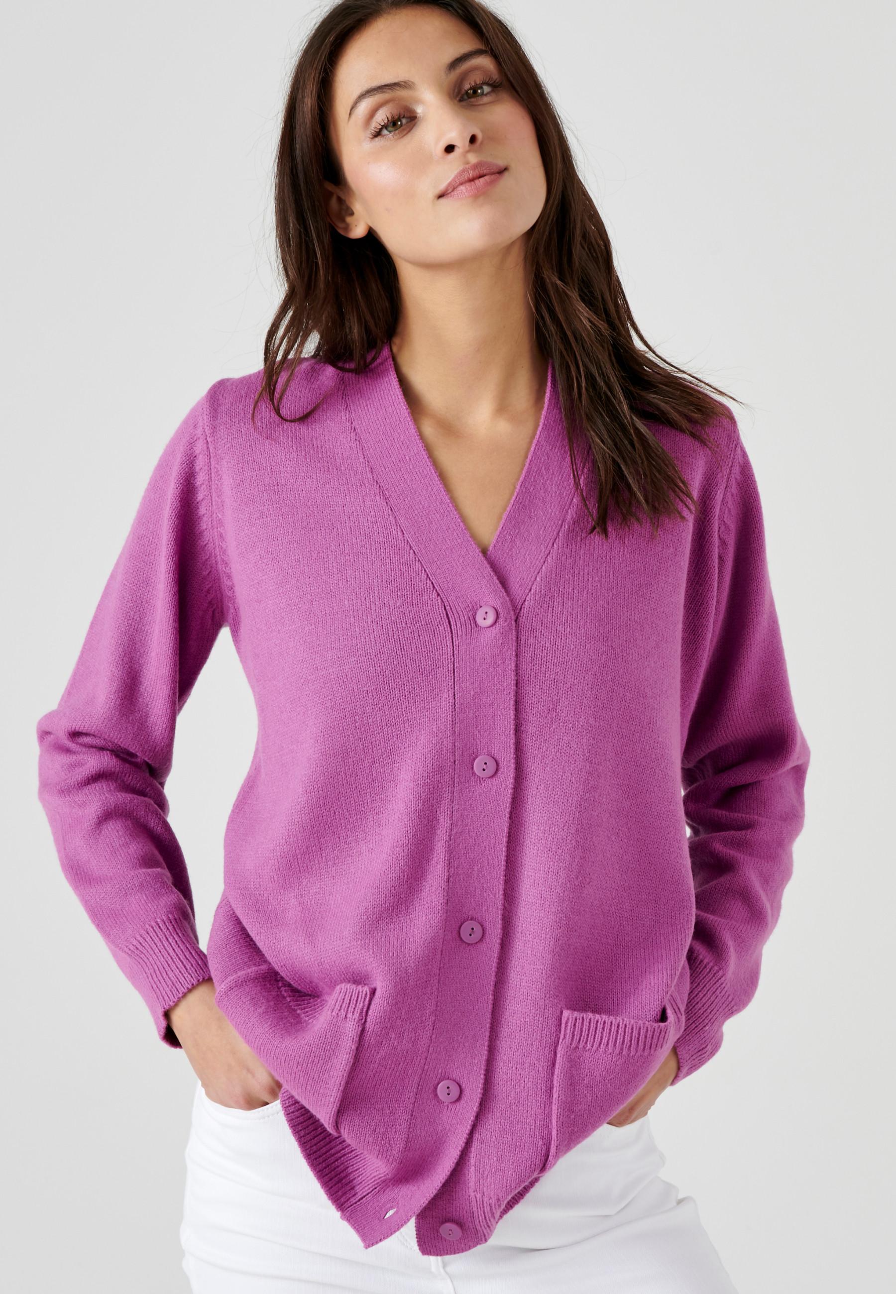 Image of Klassische Strickjacke Aus Schmiegsamem Jerseystrick. Damen Violett 54