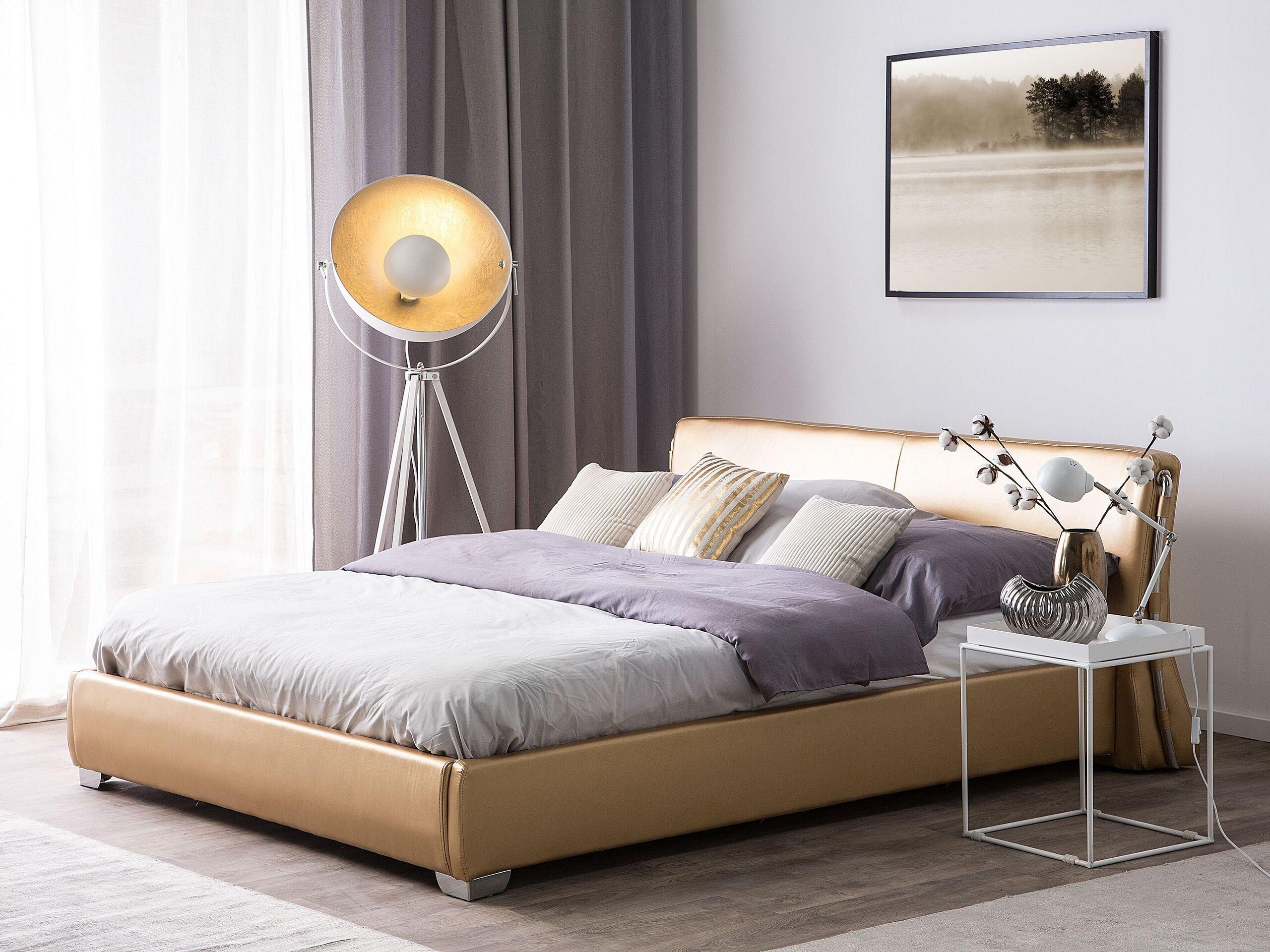 Beliani Letto con LED en Pelle Naturale Glamour PARIS  