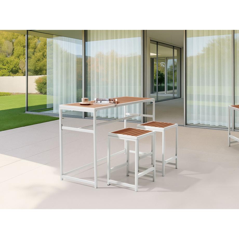 Beliani Tables avec chaises en Acier Moderne AVETRANA  
