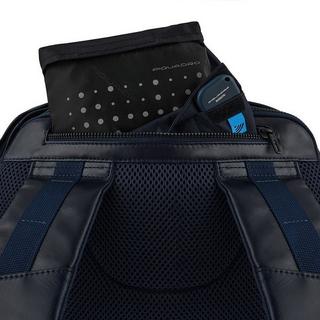 Piquadro B2 Revamp - Fast-Check Laptoprucksack mit iPad®-Fach und Regenschutz Blau  