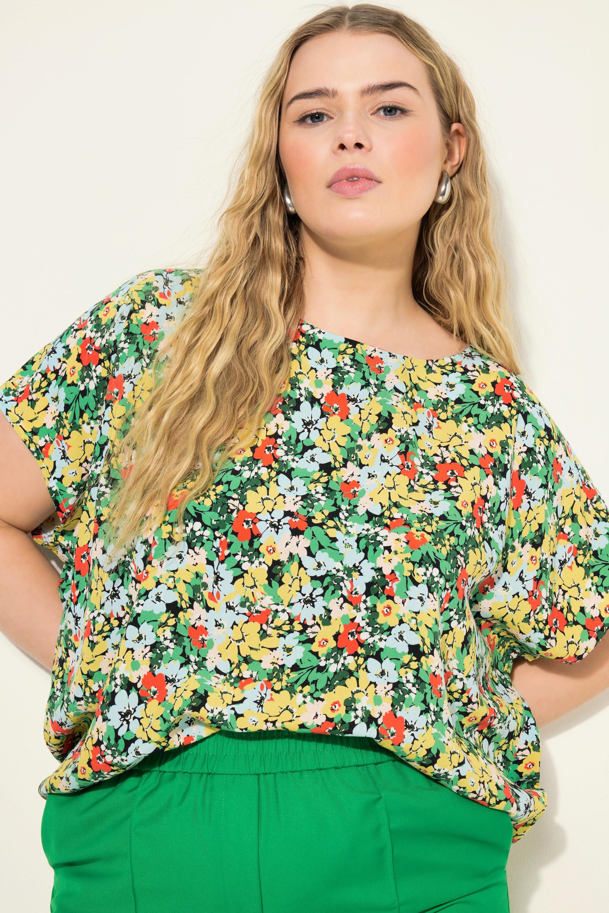 Studio Untold  Maglia dal taglio oversize e scollo a girocollo verde 