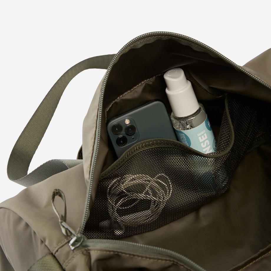 DECATHLON  Borsa sportiva a tracolla con scomparto per scarpe 