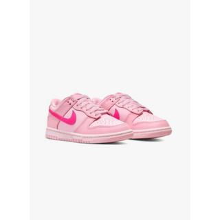 NIKE  Dunk Low Triple  (Barbie) 