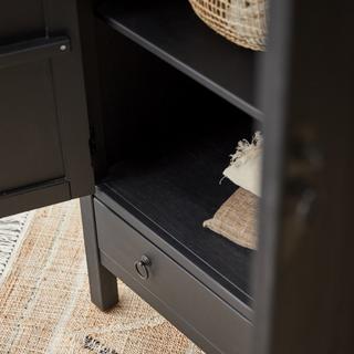 Tikamoon Schrank aus massivem Kiefernholz Thaki Black  