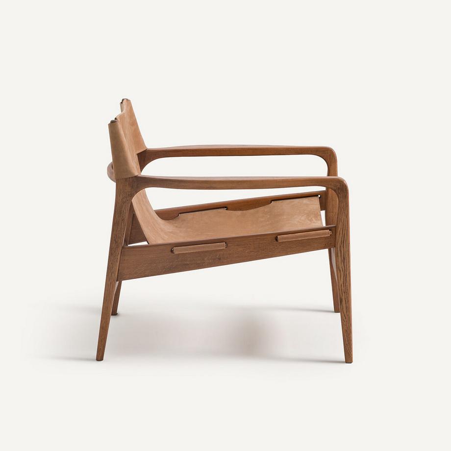 AM.PM Sessel aus massiver Eiche und Leder  