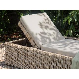 Beliani Lettino Prendisole con Cuscino en Rattan Boho PALESE  